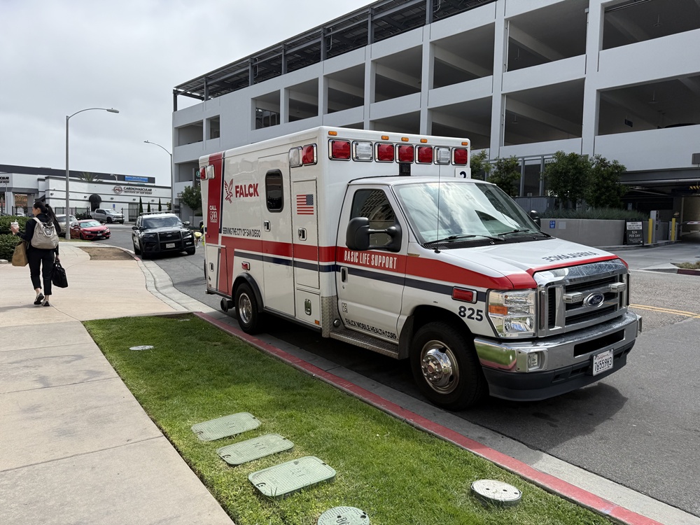 Injuries in Crash on Hill Point Blvd North
